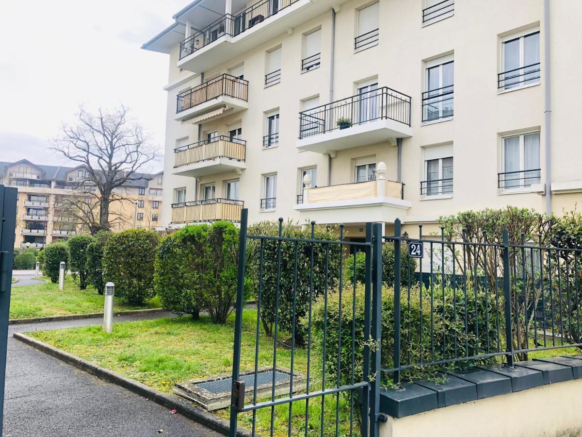 Beautiful Apartment Near Geneva سا جوليا أو جين المظهر الخارجي الصورة
